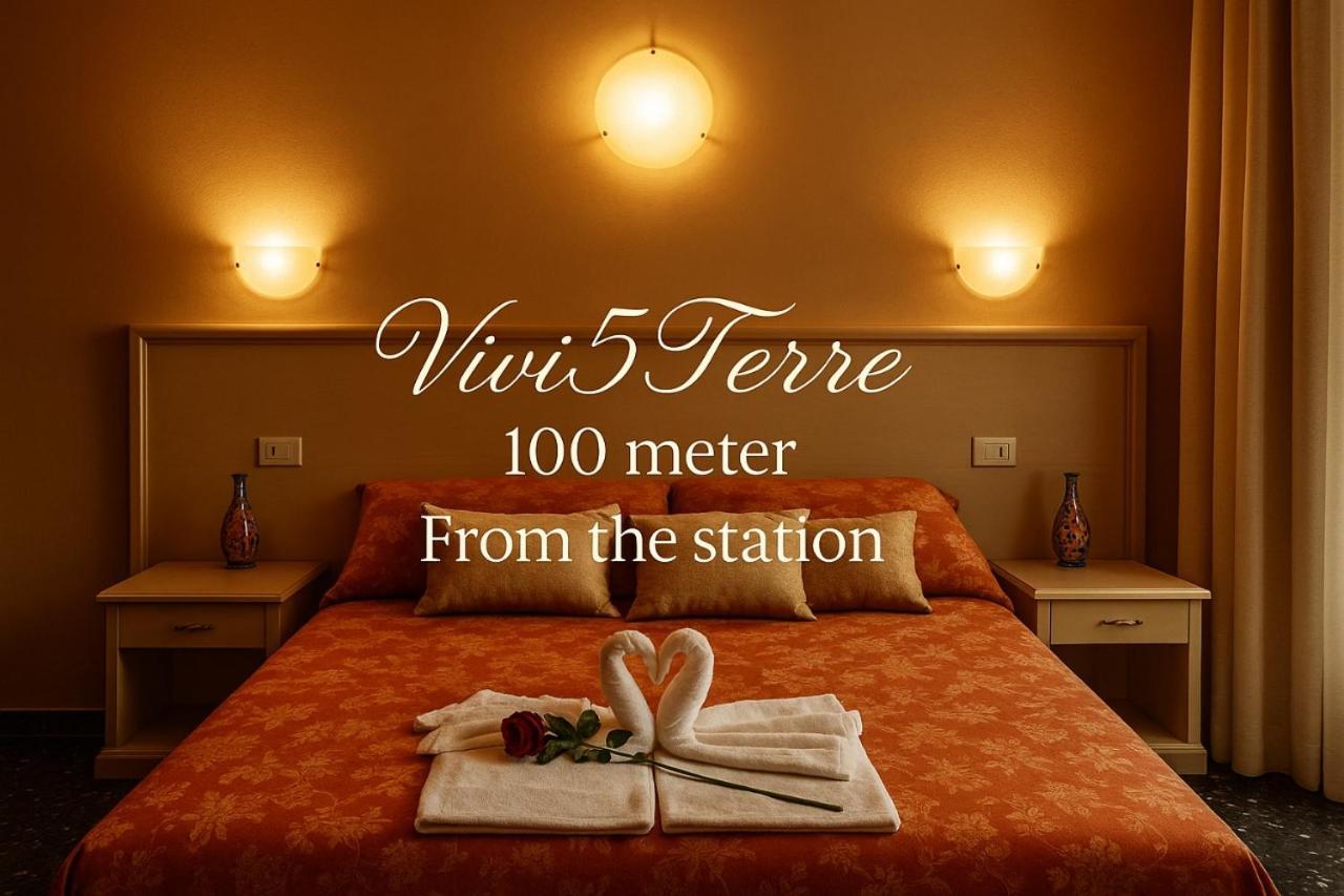 Vivi 5 Terre Hotel Специя Екстериор снимка